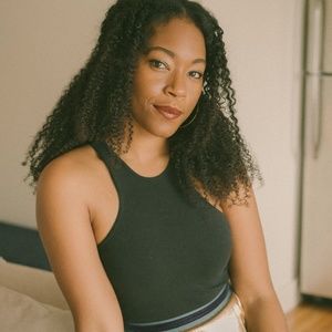 Meet your Posher, Nikita